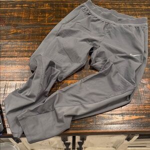 Nike Gray Sweatpants with Tapered Fit and Elastic Waistband